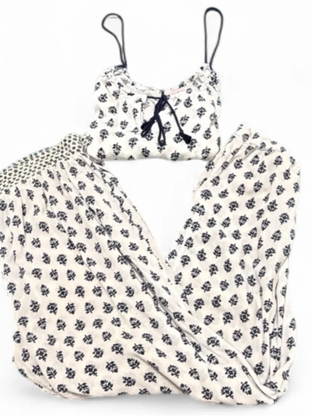Victoria’s Secret White & Navy Floral Lounge Pajama Set | Top M & Pants L | Boho